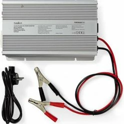 Korting ⌛ Nedis Inverter Gemodificeerde Sinusgolf | Ingangsvoltage: 12 VDC | Apparaat Stroomoutput: 1 | 230 V ~ 50 Hz | 600 W | Piekvermogen: 1500 W | Type Stopcontact: F (CEE 7/3) | Accuklemmen ???? -Brodit store 550x568 3